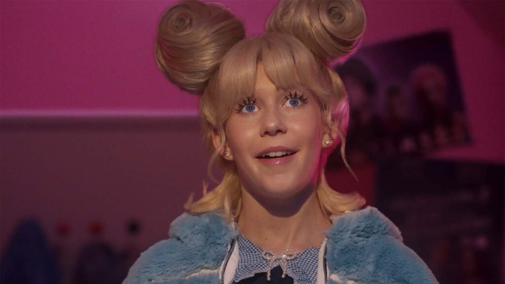 Director: Marc Webb, Agency: Dept W