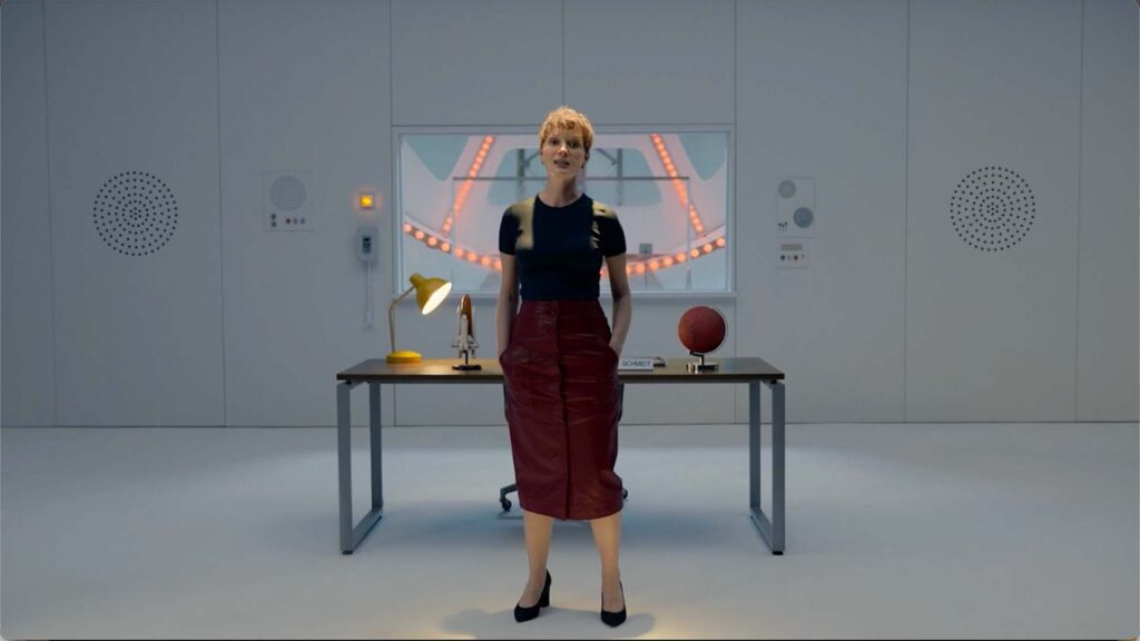 Director: Paul Mitchell, Client: Apple